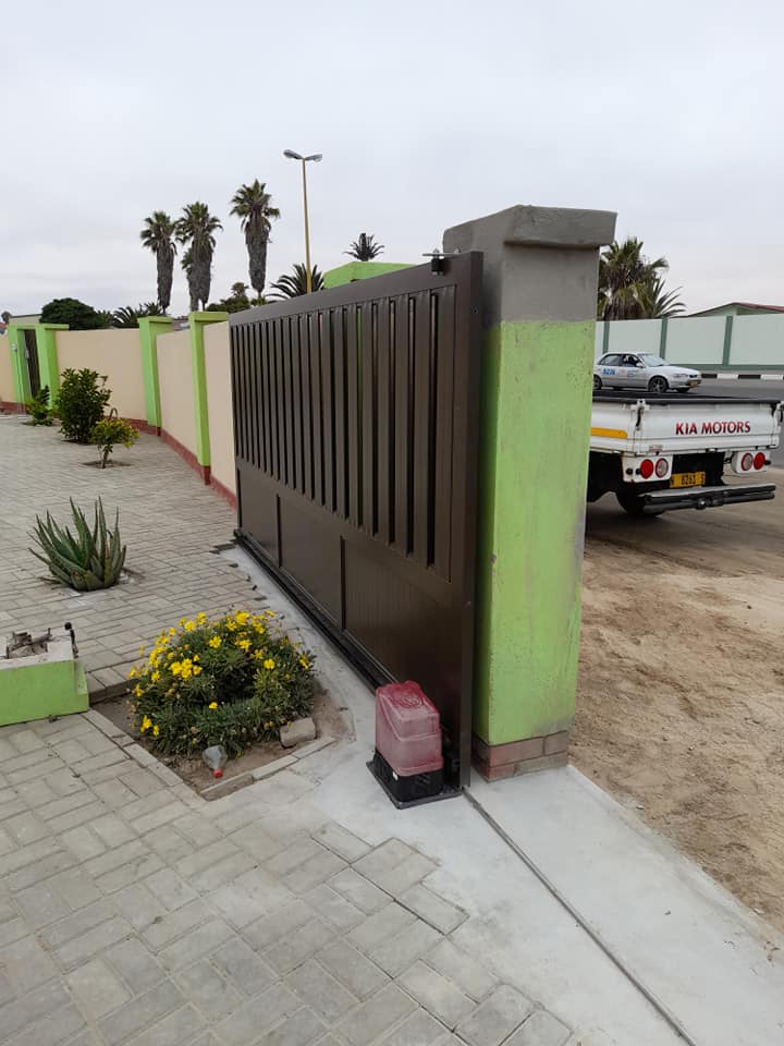 Driveway Gates | Alumax Aluminium Fabricators